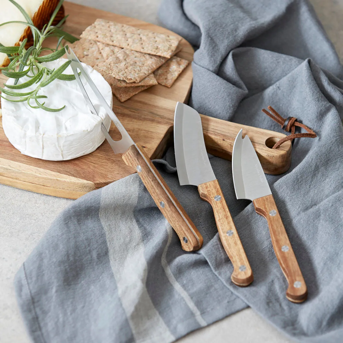 Boxed Set of Three Cheese Knives with Acacia Wood Handles