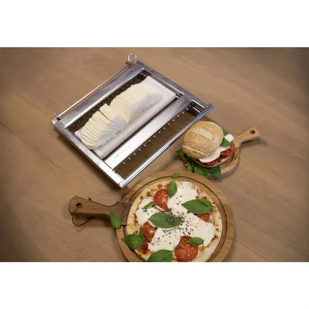 CU116 Boska Mozzarella Cutter