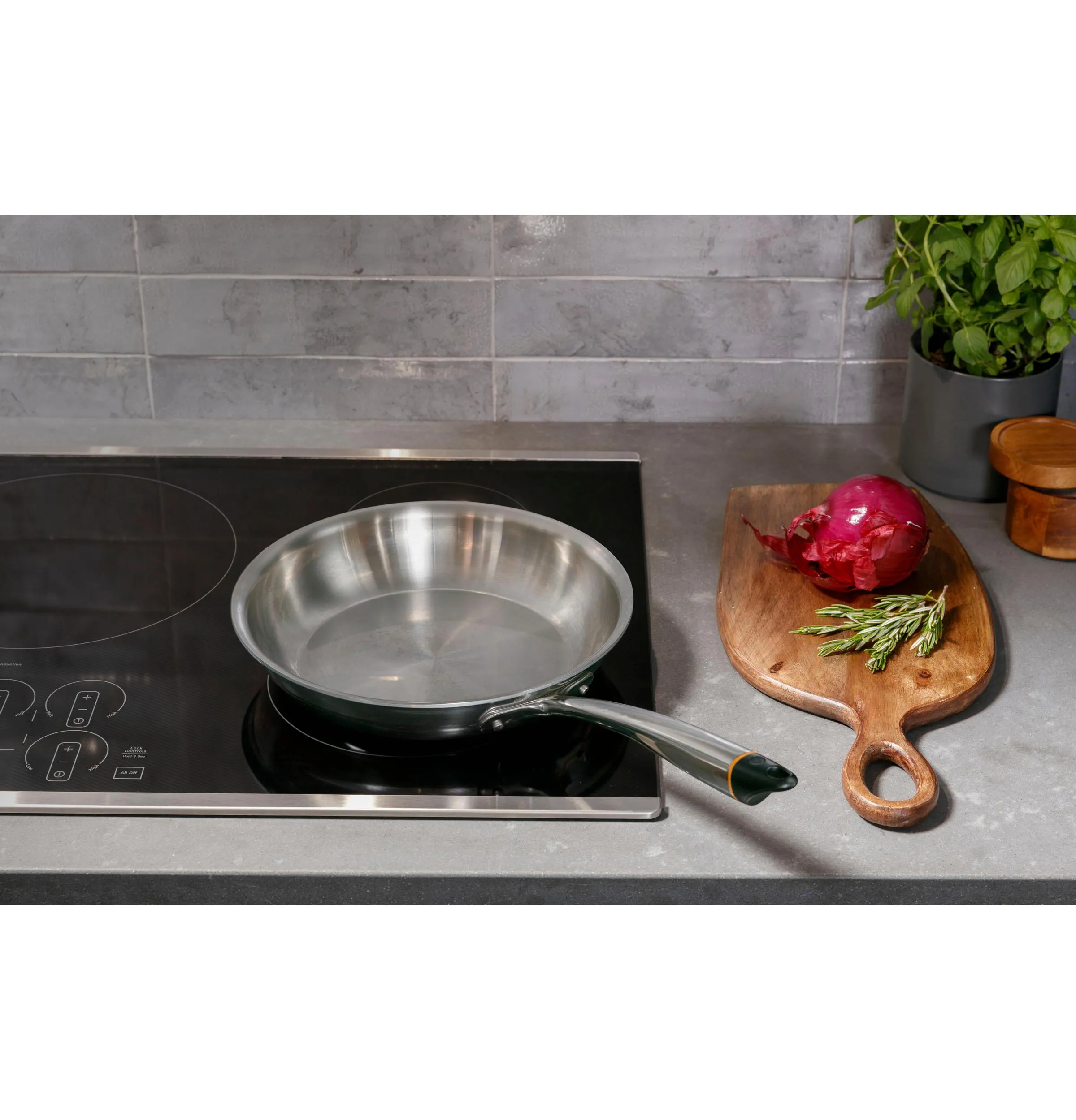 PHP9030DTBB GE Profile™ 30" Built-In Touch Control Induction Cooktop