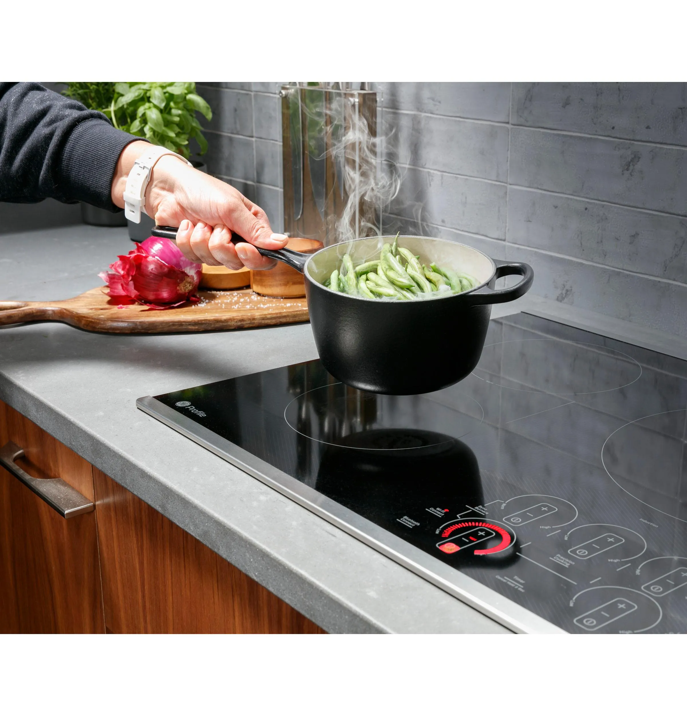 PHP9030DTBB GE Profile™ 30" Built-In Touch Control Induction Cooktop