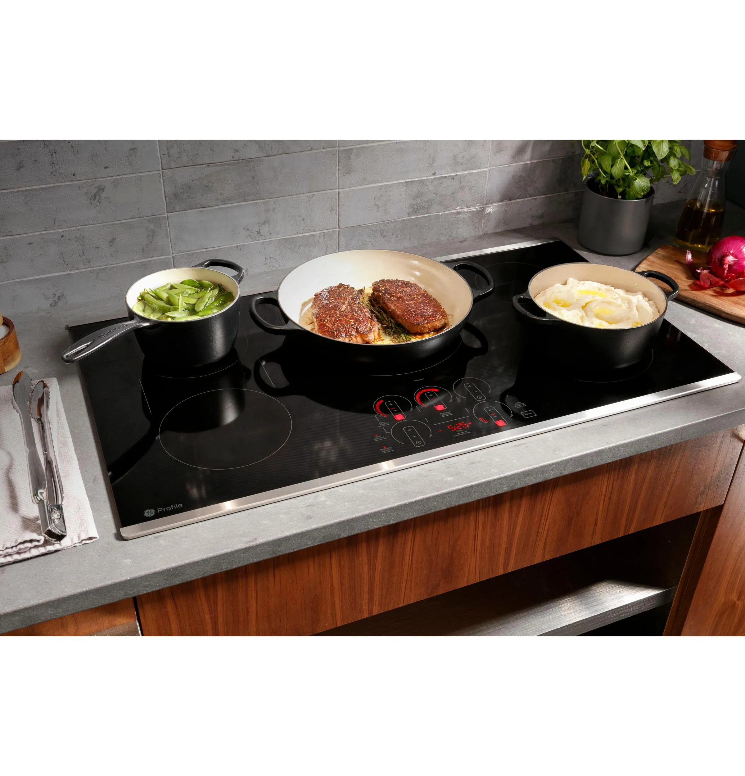 PHP9030DTBB GE Profile™ 30" Built-In Touch Control Induction Cooktop