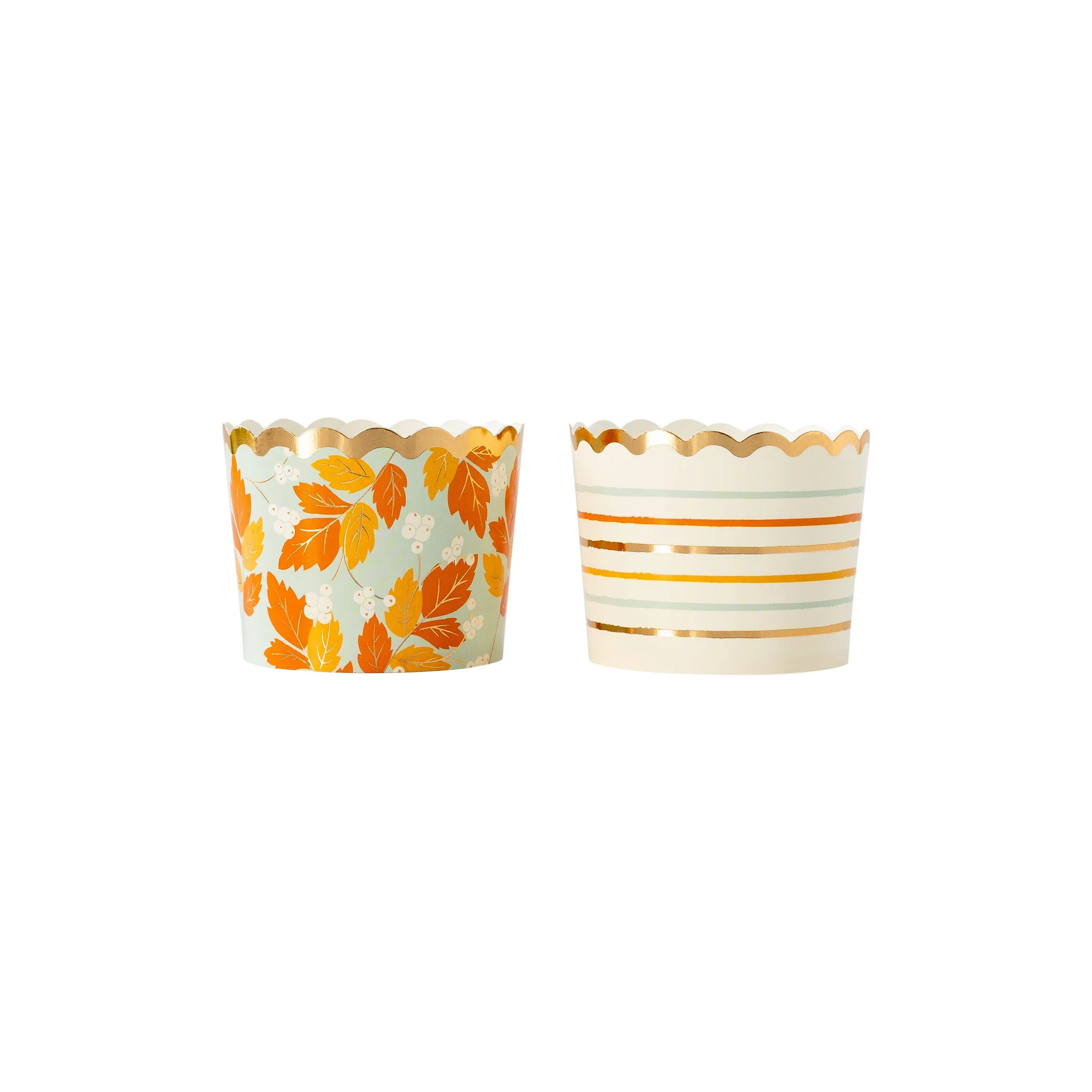 PLCC930 - Harvest White Berries Baking/Treat Cups (50 pcs)