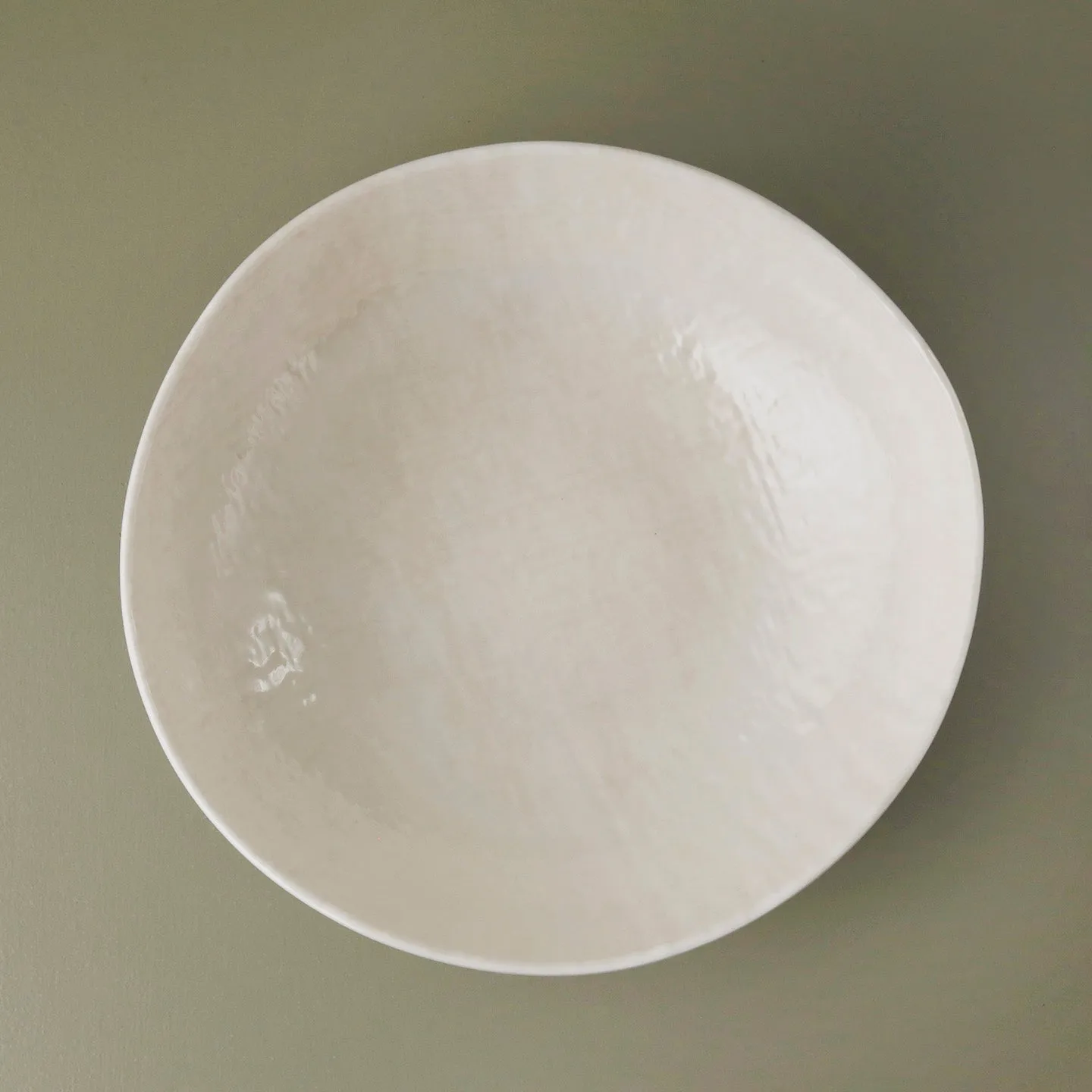 Relish Melamine Serving Bowl / Cream